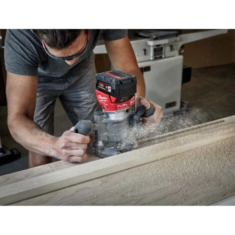 .MILWAUKEE. Milwaukee Akku-Oberfräse 18V M18 FTR 4 .MILWAUKEE. Milwaukee Akku-Oberfräse 18V M18 FTR – Bild 2